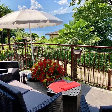 Casa Dell'artista Holiday home Luino